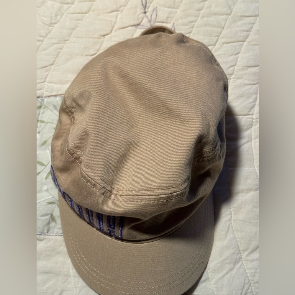 Puma Beige Cap with purple Logo - Picture 12 of 14